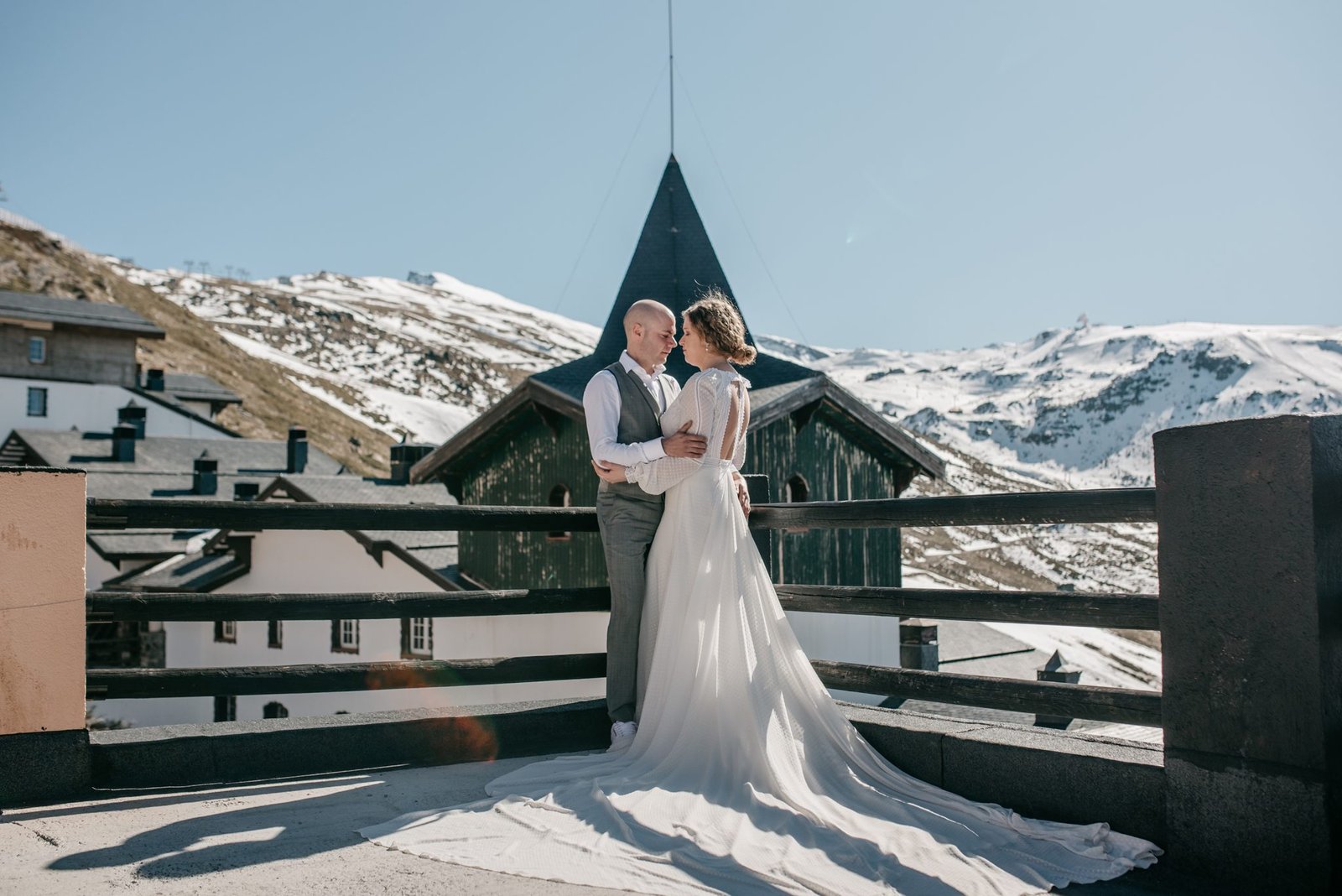 Novios en la nieve